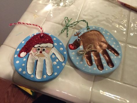 Baby Footprint Clay Christmas, Air Dry Clay Ornaments Baby, Clay Christmas Decorations Baby, Air Clay Ornaments Kids, Air Dry Clay Ornaments Diy Kids, Air Dry Clay Baby Hand Prints, Crayola Air Dry Clay Projects Christmas Ornament, Airdry Clay Xmas Ornaments, Air Dry Clay Handprint Ornament