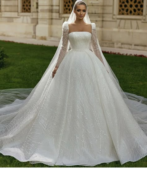 Sima Couture, Princess Wedding Gown, Bridal Atelier, Bride Dress Simple, Princess Bridal Gown, Pretty Quinceanera Dresses, Classy Wedding Dress, Stylish Wedding Dresses, Pretty Wedding Dresses