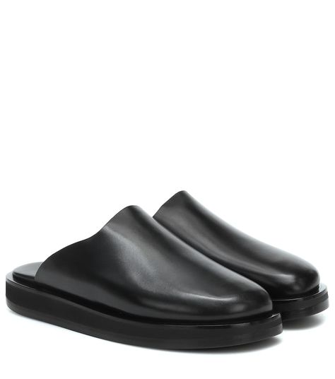 Sabot Leather Mules | The Row - Mytheresa Japanese Mens Fashion, Backless Loafers, Shoes Ideas, Leather Slippers, Mens Leather, Leather Mules, Mens Fashion Shoes, Shoe Lover, Leather Loafers