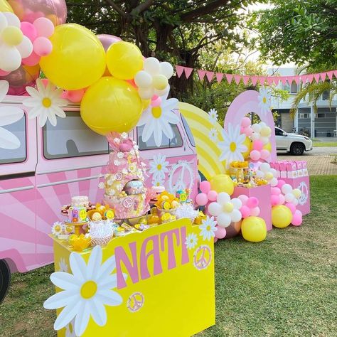 peace and love Birthday Party Ideas | Photo 9 of 22 | Catch My Party 70s Birthday Party Ideas, Flower Power Birthday, Deco Hippie, 2 Groovy, Two Groovy Birthday, Hippie Birthday Party, 70s Theme Party, Groovy Birthday Party, 70s Theme