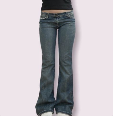 Low Waisted Jeans Y2k, Low Rise Flare Jeans Outfit, Low Waisted Flared Jeans, Oxford Jeans, Low Rise Jeans Outfit, Flare Jeans Outfit, Low Waisted Jeans, Bootleg Jeans, The Producers