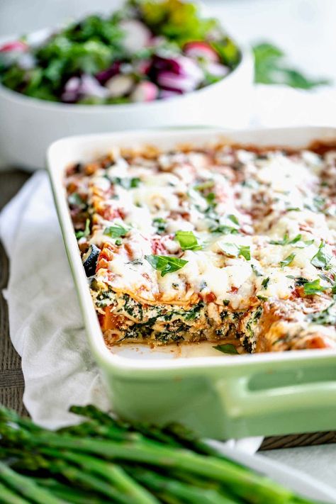 Lasagna Primavera, Easy Vegetable Lasagna, Zucchini Mushrooms, Meatless Monday Dinner, Frozen Lasagna, Mushrooms And Spinach, Baked Lasagna, Veggie Lasagna, Vegetarian Lasagna