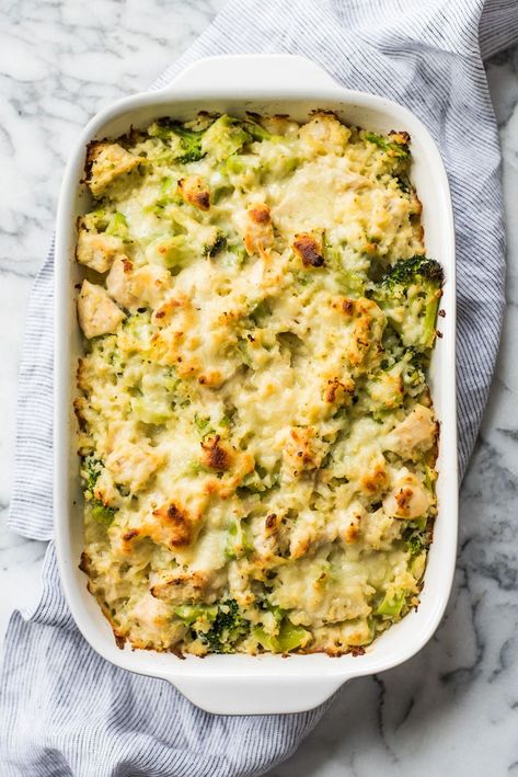 A healthy and cheesy broccoli and cauliflower rice chicken casserole that is perfect for dinner and makes great leftovers. Gluten free and low carb! Chicken Broccoli Cauliflower Rice Casserole, Chicken Broccoli Cauliflower Rice, Cauliflower Rice Chicken Casserole, Low Carb Chicken Broccoli, Chicken Broccoli Cauliflower, Rice Chicken Casserole, Broccoli Cauliflower Rice, Cauliflower Rice Casserole, Cheesy Broccoli