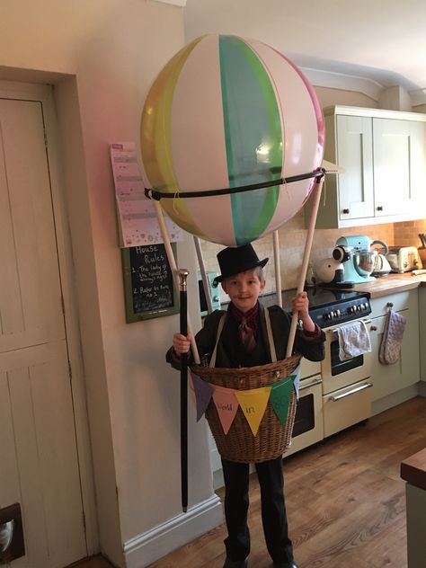 Phileas fogg around the world in 80 days amazing world book day costume Invisible Man Costume, World Book Day Outfits, Aviator Costume, Gumball Machine Costume, World Book Day Ideas, Balloon Halloween, Reindeer Costume, Book Costumes, World Book Day Costumes