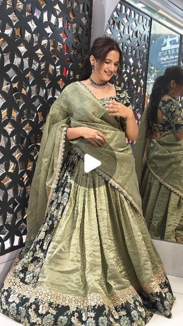 Lehenga Blouse Designs, Trending Songs, Lehenga Blouse, Ghagra Choli, Bollywood Fashion, Lehenga Choli, Wedding Wear, Trending Now