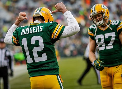 Most productive TD combo: Rodgers & Nelson Aron Rodgers, Green Bay Packers Funny, Green Bay Packers Crafts, Packers Funny, Green Bay Packers Clothing, Green Bay Packers Aaron Rodgers, Jordy Nelson, Packers Logo, Team Green