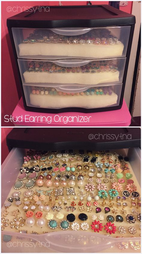 Stud Earring Organizer by @Chrissytna // I saw another pin about this & had to try this. I bought a small drawer container & cut out craft foam to fit inside the drawers. The stud earrings easily push through the foam, giving an organized and pretty way to display stud earrings. Stud Earring Organizer, Jewerly Organizer, Jewerly Displays, Dorm Organization, Earring Storage, Earring Organizer, Foam Crafts, Jewellery Storage, Makeup Storage