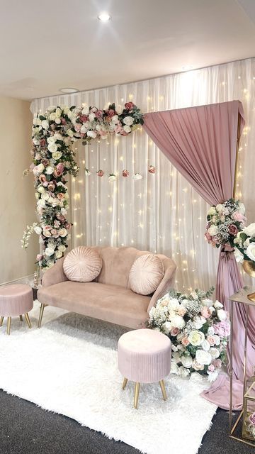 Traditional Abaya, Small Wedding Decor, Engagement Stage Decoration, Nikah Decor, Nikah Ceremony, Brides Room, Wedding Stage Decor, Wedding Background Decoration, Simple Wedding Decorations