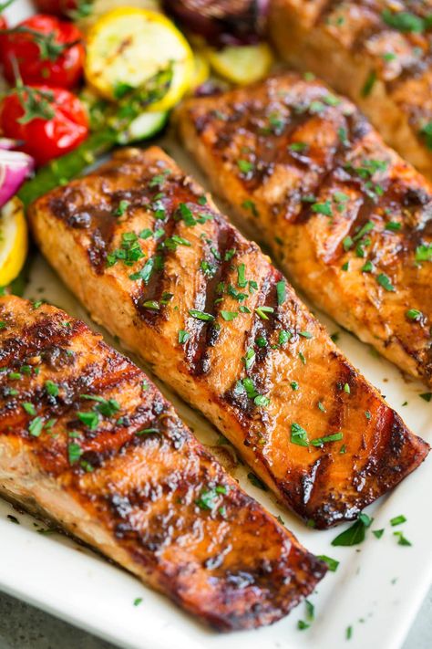 Grilled Salmon Seasoning, Bbq Salmon Recipes, Best Grilled Salmon Recipe, Best Salmon Recipe, Salmon Marinade, Bbq Salmon, Grilled Salmon Recipes, Marinated Salmon, Protein Dinner