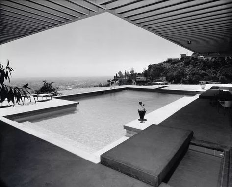 Case Study House 22, Stahl House, Pierre Koenig, Julius Shulman, Case Study House, Case Study Houses, Richard Neutra, Famous Houses, Santiago Calatrava