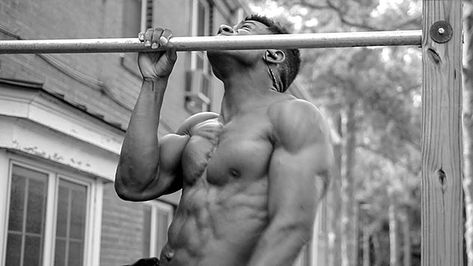 Tip: 4 Weeks to a One-Arm Pull-Up One Arm Pullup, Pullup Progression, Squat Program, Mass Workout, Upper Back Exercises, Gain Muscle Fast, Reverse Curls, Big Arms, Lat Pulldown