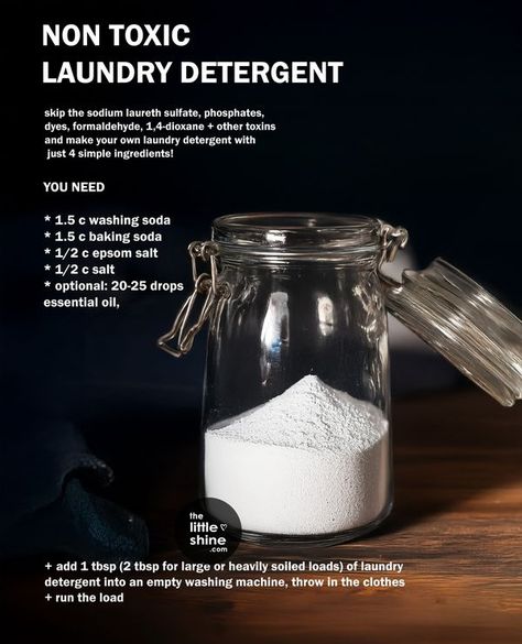 Non Toxic Laundry Detergent, Toxic Laundry Detergent, Non Toxic Laundry, Life Made Simple, Laundry Stripping, Laundry Detergent Recipe, Diy Laundry Detergent, Baking Soda Benefits, Homemade Laundry Detergent