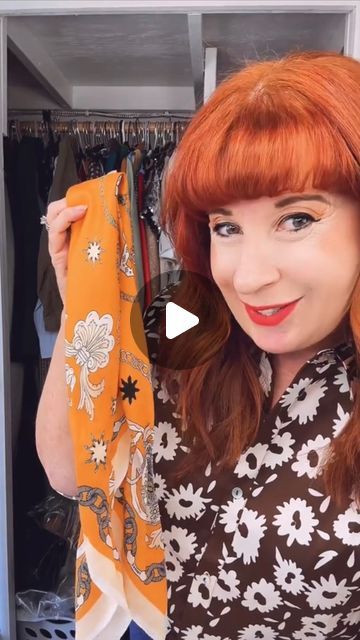 Christie Moeller | Stylist on Instagram: "How to tie a neck scarf #fashiontips #styletips #scarftutorial #scarfstyle #fallfashion #fallfashiontrends2023 #wearthisnext #wearthis" How To Tie Neck Scarf, Tie A Scarf Around Your Neck, Tie Scarf How To Neck Scarves, How To Tie A Neck Scarf, How To Tie A Scarf Around Your Neck, Tie A Neck Scarf, Neck Scarf Outfit, Scarf Neck Tie, Neck Scarf Tying