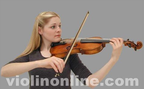 The Basics - How to hold the violin Violin Fingering Chart, Violin Playing, Violin Shoulder Rest, Violin Teaching, Violin Instrument, Learn Violin, Violin Lessons, Violin Bow, The Violin