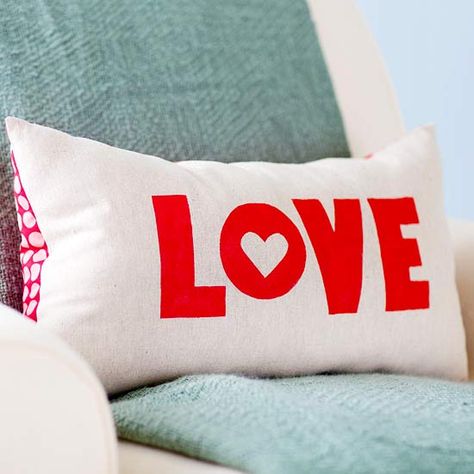 Incorporate Valentine’s Day bedding, flowers, or a garland of hearts in your bedroom décor Love Pillow, Valentines Pillows, Happy Hearts Day, The Word Love, Word Love, Handmade Valentine, Sweet Valentine, Colorful Candy, Pink Decor