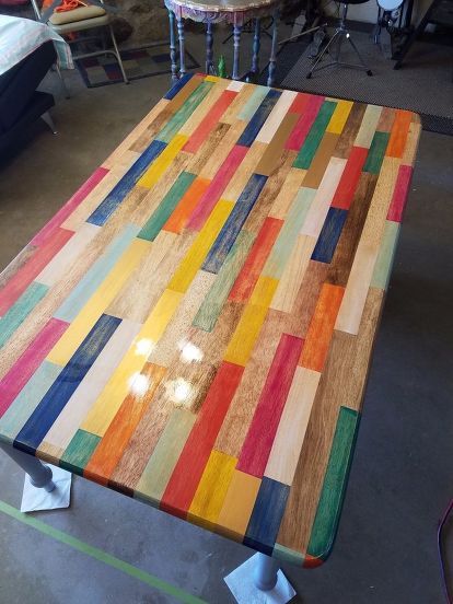 color block kitchen table, kitchen design, painted furniture, Distressed with first layer of polyurethane Colorful Kitchen Tables, Minwax Wood Stain, Painted Table Tops, Painted Kitchen Tables, Butcher Block Table, Stained Table, Painted Coffee Tables, Urban Furniture, Pretty Tables