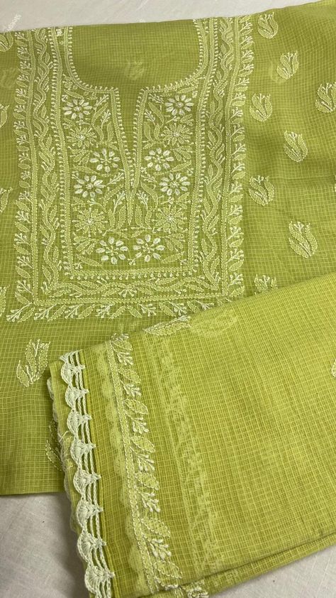 Fabric Swatch Display, Chikankari Dupatta, Kasuti Embroidery, Velvet Suit Design, Homemade Bows, Chikankari Suits, Diy Embroidery Designs, Basic Mehndi Designs, Crochet Work