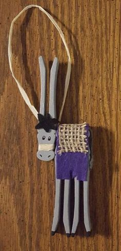 Diy Donkey Ornament, Donkey Christmas Ornaments Diy, Clothespin Donkey Craft, Donkey Ornament Craft, Christmas Donkey Craft, Donkey Christmas Ornaments, Clothes Pin Nativity Ornament, Clothes Pin Nativity, Clothespin Nativity Ornament