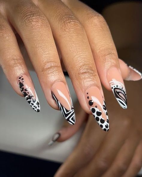 38K likes, 253 comments - picasonails on January 26, 2024: "🤍🖤✨🤍🖤 always fun!! #nails #nailart #art #artists #artistsoninstagram #color #gelx #..." Abstract Art Nails Design, Urban Nail Art, White Fun Nails, Abstract Art On Nails, Black Abstract Nail Designs, Abstract Art Nail Designs, White Tip Design Nails, Fun Almond Nails Art Designs, Two Color Nail Design