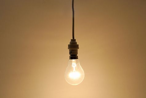 Single Bulb Hanging Light, Hanging Lightbulb, Edison Bulb Pendant Light, Mv Ideas, Single Hanging Light, Industrial Hanging Lights, Hanging Light Bulbs, Poster Horizontal, Light Bulb Ornaments