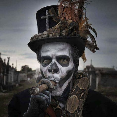 Voodoo Art, Baron Samedi, Papa Legba, Magic Powers, Trendy Makeup, Black Magic, Halloween Makeup, Halloween, Makeup