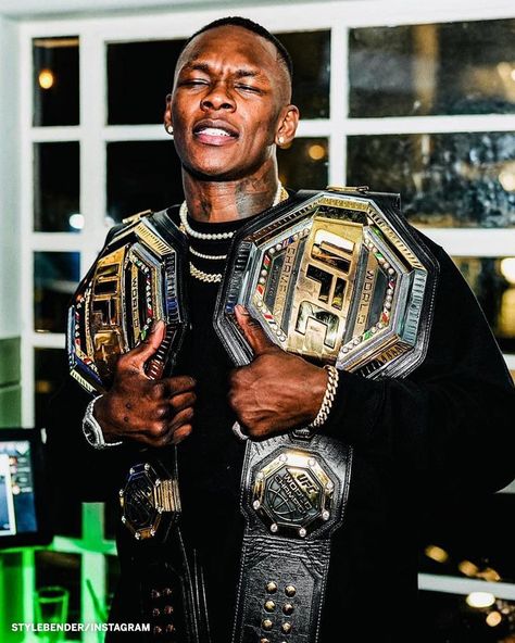 Izzy Adesanya Wallpaper, Ufc Fighters Men, Ufc Belt, Gervonta Davis, Mind Movie, Boxing Images, Legendary Pictures, Ufc Boxing, Boxing History