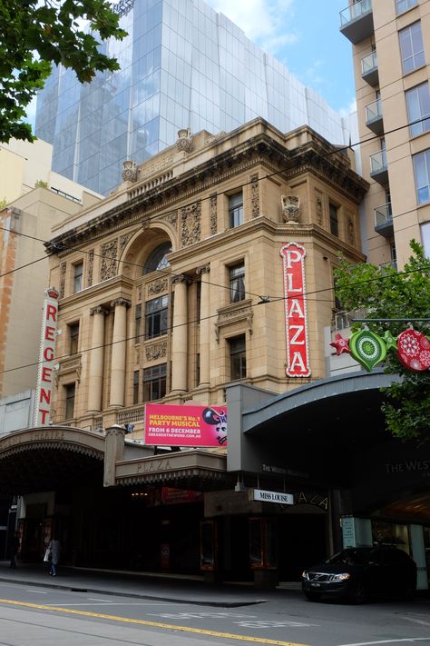 The beautiful Regent Theatre in Collins St Melbourne. Its All Happening, Queen Victoria Market, Yarra River, Melbourne Architecture, Melbourne City, Classical Architecture, City Centre, Queen Victoria, City Travel