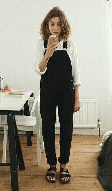 • dungys • Goth Outfit, Skandinavian Fashion, Black Overalls, Elegante Casual, School Looks, Mode Inspo, Looks Style, Mode Inspiration, Outfits Casuales