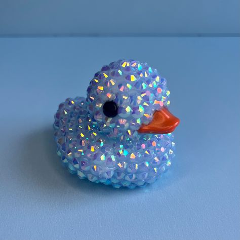 Meet Duke Duck! He's a hand-rhinestoned miniature rubber duck. Great baby shower gift, Easter basket gift, desk chotski, or bathroom decor! A favorite item for cruising duck lovers or Jeep ducking. A unique gift to put a smile on a loved ones face or to keep for yourself! Packed in a gift box with a personalized note!  Approx. 2 inches tall, 2 inches wide, 2 inches long  ** Each figure might vary slightly in color, size, and design. Bedazzled Stuff, Ducky Baby Shower, Rubber Ducky Baby Shower, Duck Decor, Rhinestone Projects, Rubber Ducky, Diy Creative Crafts, Cute Room Decor, White Furniture