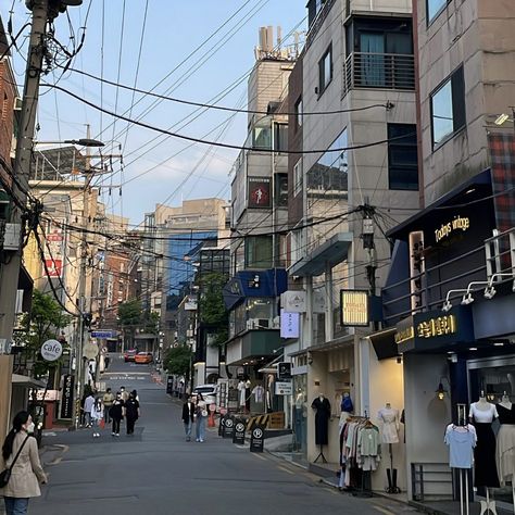 korea city scenery aesthetic Lifecore Aesthetic, Korea Town Aesthetic, City Aesthetic Korea, Korea Countryside Aesthetic, Korea Aesthetic City, Korea City Aesthetic, Korean City Aesthetic, Summer Korean Aesthetic, South Korea Scenery