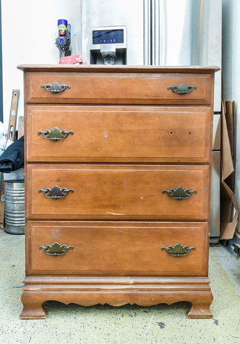 Transform and modernize a dated 80's dresser into the perfect distressed chest! #paintedfurniture #furnituremakeover #diyfurniture #milkpaint #generalfinishes #distressedfurniture #bluefurniture #thriftymakeover 80s Dresser Makeover, Milk Paint Dresser, Refinished Dresser Diy, Dresser Remodel, Dresser Flips, Stained Dresser, Chest Of Drawers Makeover, Dollar Diy, Maple Furniture