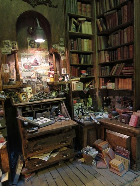 Fantasy Doctor Office, Witchy Study Room, Cabinet Of Curiosities Aesthetic, Fantasy Study Room, Magical Laboratory, Wizard Office, Old Fashioned Room, Pirate Office, Wizard Desk