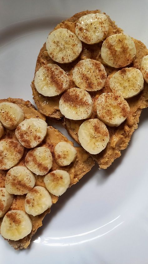 #toast #healthy #breakfast #inspo @anaktth Healthy Breakfast With Bread, Breakfast Inspo Aesthetic, Breakfast Toast Aesthetic, Healthy Breakfast No Eggs, Toast Ideas Breakfast, Breakfast Ideas Vegetarian, Healthy Toast Ideas, Healthy Quick Breakfast, Healthy Toast Toppings