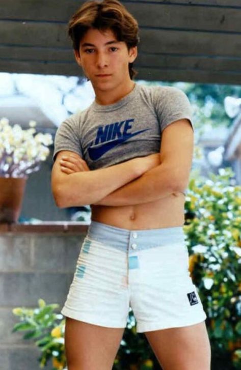 Noah Hathaway, Crop Top Guy, Crop Top Boys, Crop Top Men, Boys In Crop Tops, Male Crop Top, Mens Crop Top, Young Celebrities, Half Shirts