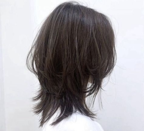 Wolf Haircuts, Wolf Haircut, Short Hair Tomboy, Long Hairstyle, Asian Short Hair, Hair Inspiration Short, Trendy Hairstyle, Easy Hairstyle, Wolf Cut