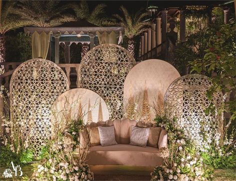 Welcome Dinner Decor, Sufi Night, Filipiniana Wedding Theme, Reception Stage Decor, Mehendi Decor Ideas, Night Wedding Decor, Welcome Dinner, Wedding Stage Backdrop, Dinner Decor