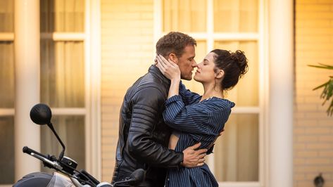 Hugh Dennis, Jessica De Gouw, Alfred Enoch, The Couple Next Door, Eleanor Tomlinson, Open Relationship, Starz Series, Sam Heughan Outlander, Men In Kilts