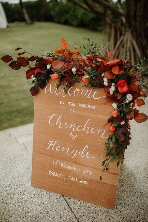 MERRY BRIDES — Burnt Orange Wedding Ideas Blue Fall Wedding, Orange Wedding Themes, Rust Bridesmaid Dress, Rusting Wedding, Fall Wedding Color Palette, Burnt Orange Weddings, Thailand Wedding, Flowers And Greenery, Fall Wedding Cakes