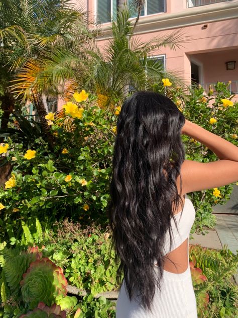 Long Curly Healthy Hair Aesthetic, Healthy Hair Aesthetic Wavy, Natural Long Wavy Hair Aesthetic, Healthy Hair Wavy, Long Wavy Brunette Hair Natural, Beach Wave Black Hair, Long Brown Healthy Hair, Healthy Long Wavy Hair, Long Thick Black Hair Aesthetic