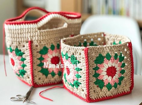 Simple Things To Crochet, Crochet Containers, Home Decor Idea, Pola Sulam, Crochet Goodies, Crochet Handbags Patterns, Beginners Knitting, Crochet Bags Purses, Crochet Square Patterns