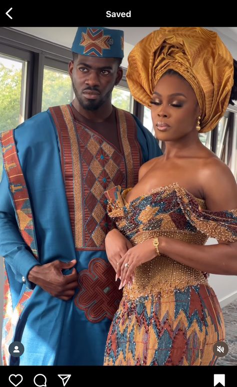 Ghana Wedding Dress, Cameroon Wedding, Yoruba Fashion, Ghana Traditional Wedding, Ghanaian Wedding, Couples African Outfits, Ghana Wedding, African Weddings, Bride And Groom Outfits