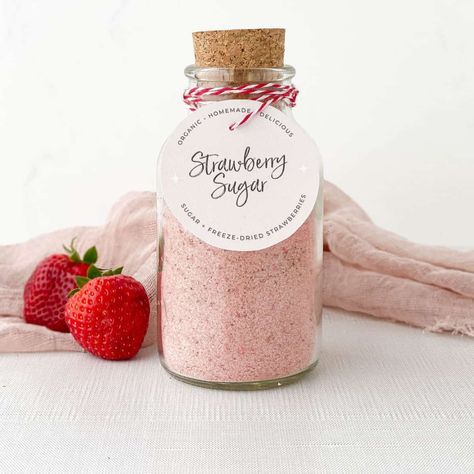 Strawberry Sugar Strawberry Extract Recipe, Diy Birthday Favors, Chocolate Extract, Strawberry Flowers, Strawberry Sugar, 1st Birthday Favors, Round Gift Tags, Berry First Birthday, Strawberry Flower