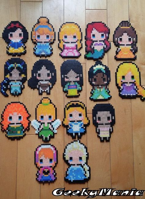 Perler Princess, Hama Beads Disney, Hama Disney, Perler Bead Designs, Perler Beads Ideas, Hamma Beads Ideas, Princess Snow White, Melty Bead Patterns, Pearl Beads Pattern