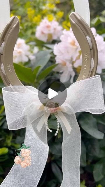 𝐅𝐥𝐨𝐫𝐞𝐧𝐜𝐞 & 𝐓𝐢𝐥𝐥𝐲 on Instagram: "👰🏼‍♀️♡ Wedding Horseshoes ♡👰🏻

The perfect lucky keepsake for a bride on her wedding day. We offer authentic lightweight horseshoes in various designs and colours.

Shop now at https://florenceandtillyuk.etsy.com

Personalise with the couple’s names and wedding date for a special touch.

Prices start at £24.00

#authentichorseshoe #weddinghorseshoe #bridalcarrygift #personalisedweddingpresent #personalisedweddinggifts #keepsake #luckygift #luckyhorseshoe #newlywedgift #luckyweddinggift #giftboxed #luckycharm" S Names, Wedding Horseshoes, Lucky Gifts, Lucky Horseshoe, Instagram Wedding, Newlywed Gifts, Wedding Date, Personalized Wedding Gifts, Keepsake Gift