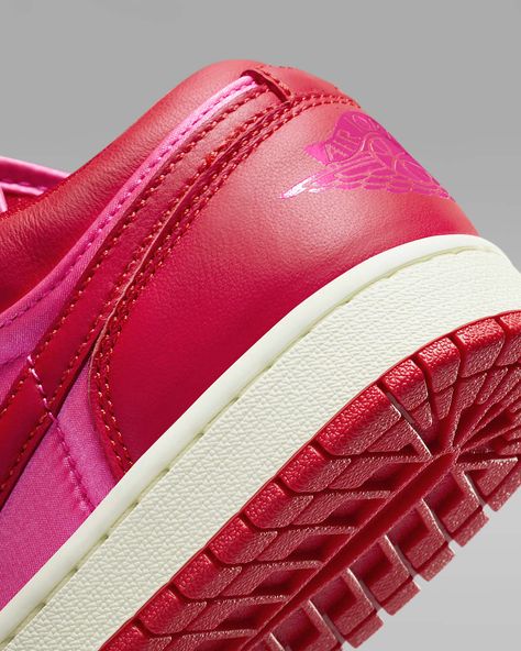 Air Jordan 1 Low SE Women's Shoes. Nike.com Air Jordan 1 Low, Jordan 1 Low, Shoes Nike, Air Jordan 1, Jordan 1, Women's Sneakers, Air Jordan, Womens Sneakers, Air Jordans