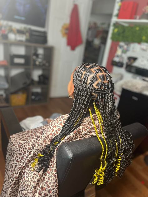 Kiddie knotless 💕 #kidsbraidstyles #kidsknotlessboxbraids Braids by AngieB Curled Ends, Kid Hairstyles, Lil Girl Hairstyles, Kids' Braids, Girls Braids, Knotless Braids, Braid Hairstyles, Next Fashion, Two Sisters