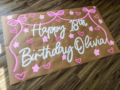 In love with the pinks and bows on this sweet banner!💗✨🌸 Craft Bday Party Ideas, Sweet Sixteen Party Themes Pink, 18th Birthday Poster Ideas, 18th Birthday Banner Ideas, Sweet 16 Banner Ideas, Bow Themed Graduation Party, Sweet 16 Bday Ideas, Big Little Banner, Activities For Birthday Party