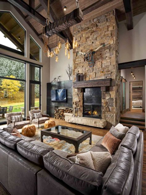 18 Outstanding Rustic Living Room Ideas That Have Cozy Fireplaces Mountain Home Interiors, Ranch House Decor, Room Addition, Modern Mountain Home, Casa Country, Spanish House, Bucks County, Cozy Fireplace, Rustic Living