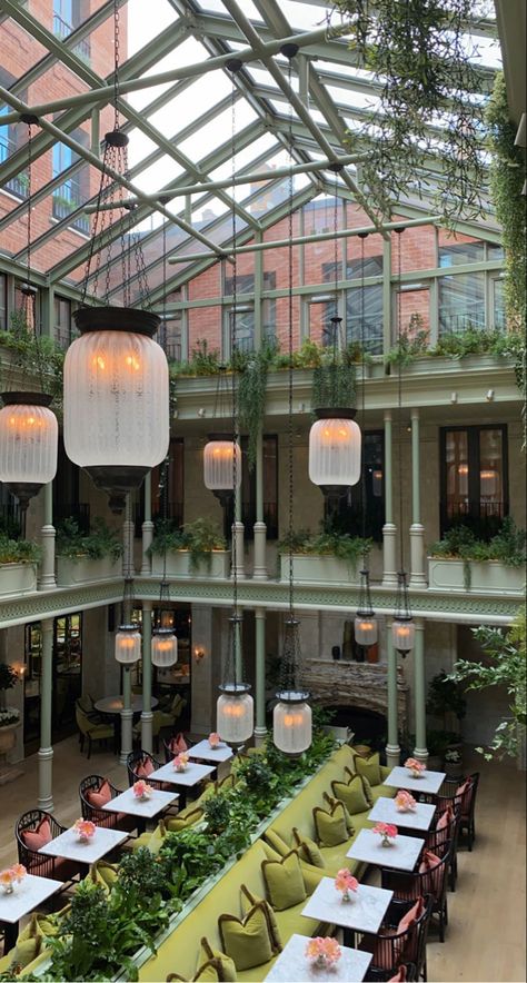 Plants, green, restaurant, london Restaurant With Plants Interiors, Soho House Garden, Biophilic Restaurant Design, Rooftop Garden Restaurant, Courtyard Restaurant Design, Solarium Restaurant, Plants In Restaurants, Indoor Garden Restaurant, Restaurant Conservatory