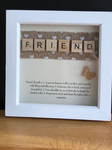 Friend Scrabble Letter Crafts, Scrabble Tile Art, Scrabble Tile Crafts, Scrabble Crafts, Scrabble Frame, Picture Frame Crafts, Scrabble Art, Handmade Gifts For Friends, Diy Shadow Box